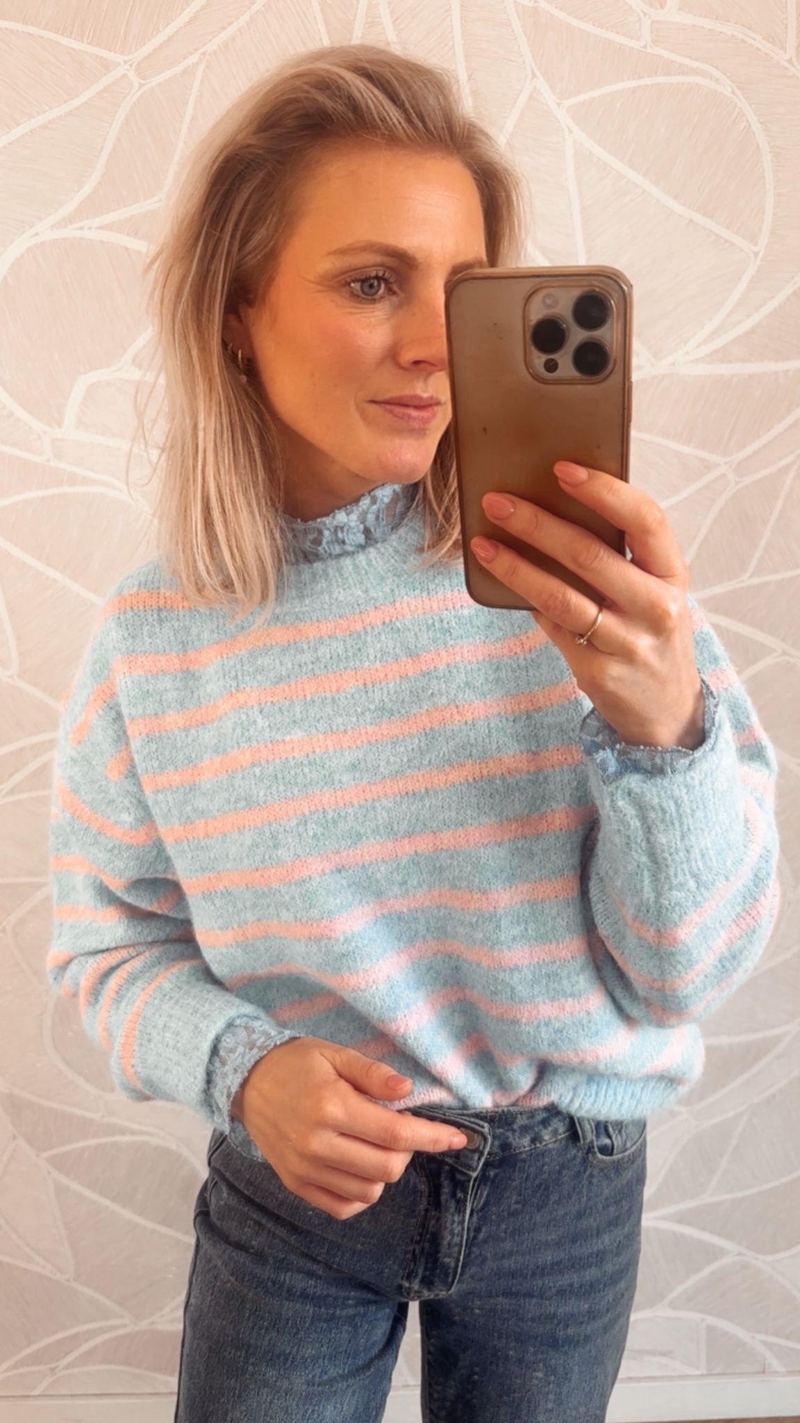 Sky Stripe Knit Trui – Blauw / Roze