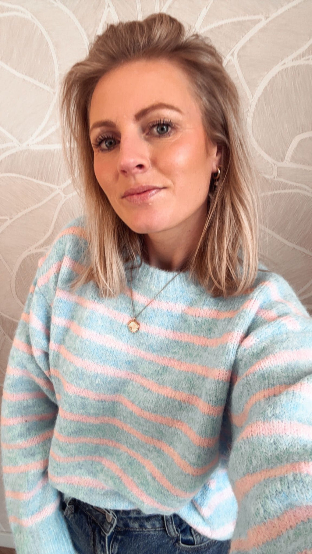 Sky Stripe Knit Trui – Blauw / Roze