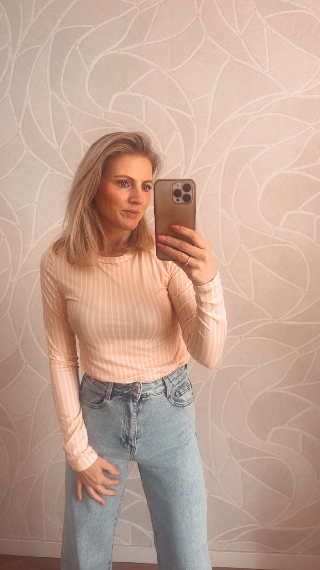 Yumi Stripe Essential Top - Peach