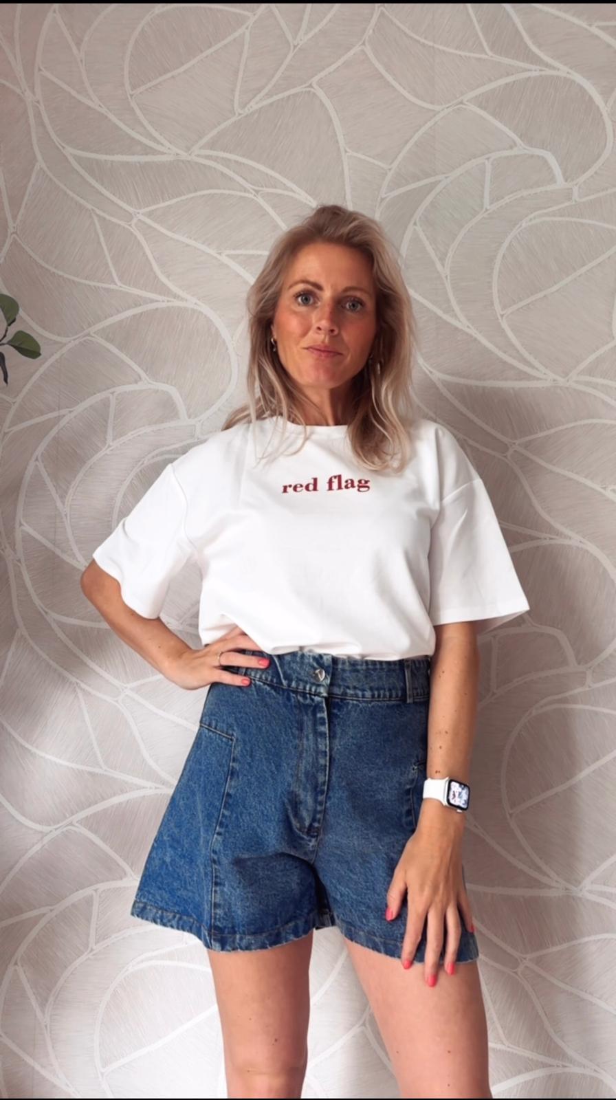 T-Shirt Red Flag
